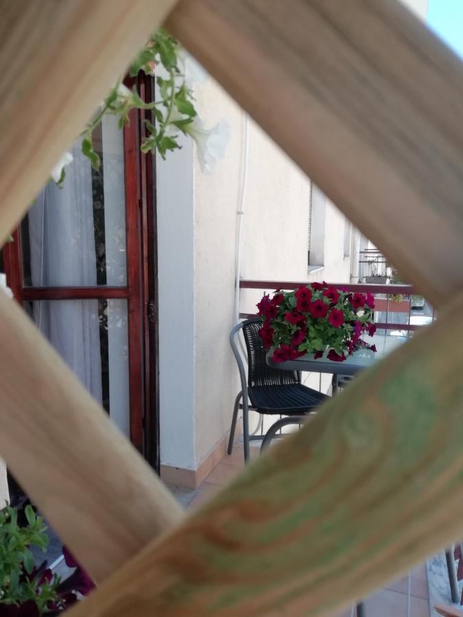 A Casa Di Giulia B&B Alghero Exterior photo